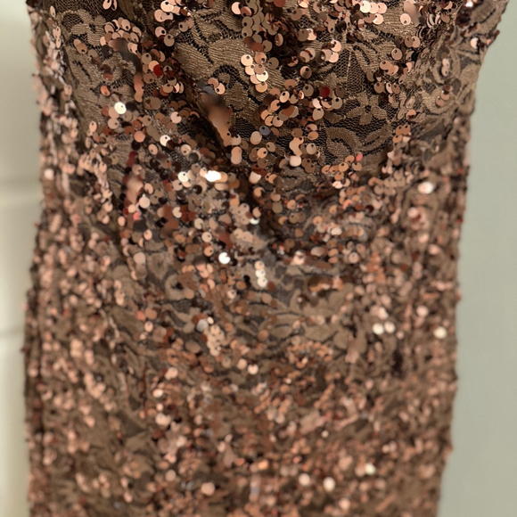 Adrianna Papell Women's Copper Sequin Off Shoulder Dress Size 14 EUC - Picture 6 of 11